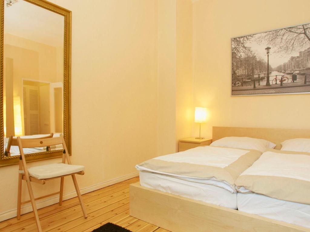 Bearlincity Apartments - City Center West Berlin Room photo